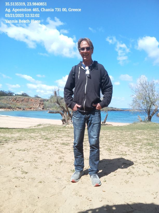 Yannis Beach Place